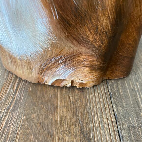 Handpainted 2ft Wooden Rabbit Statue - Picture 6 of 8
